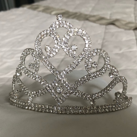 Cubic Zirconia crystal tiara princess wedding - Picture 2 of 11